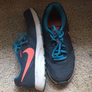 Nike Running shoes (air relentless 4)